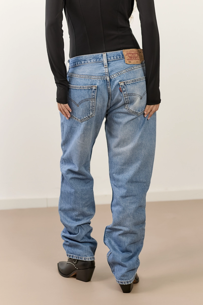 LEVI'S JEANS