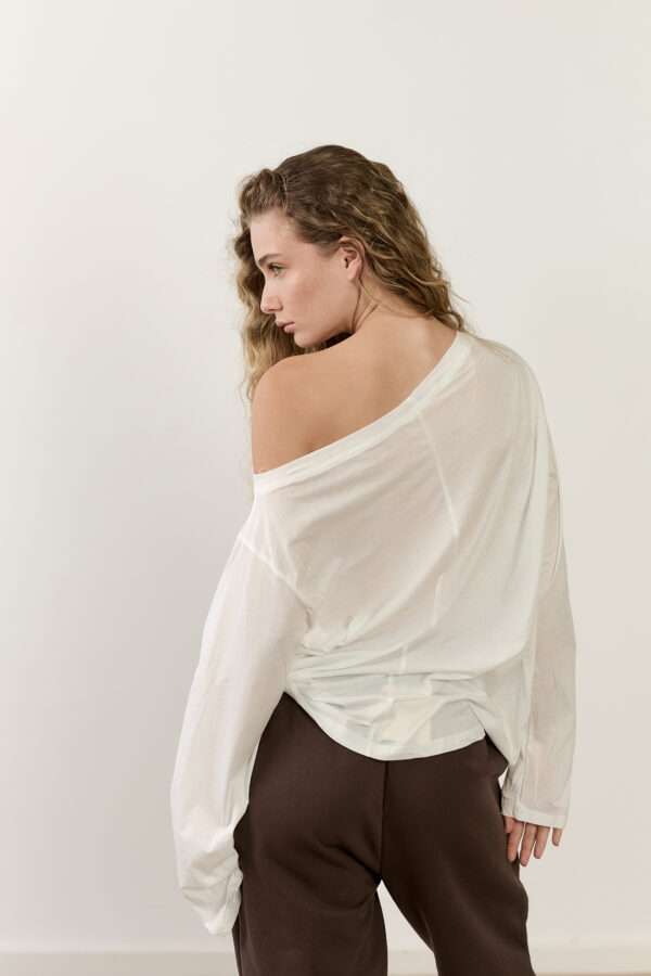 CELIA OF- SHOULDER SHRIT