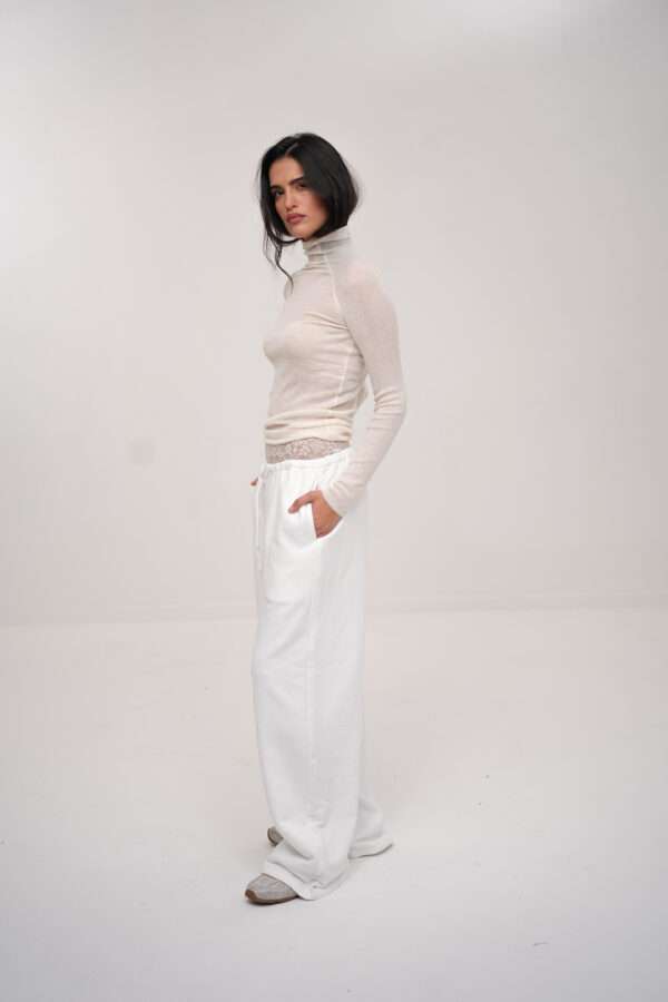 LISE  HIGH COLLAR SLIM - FIT