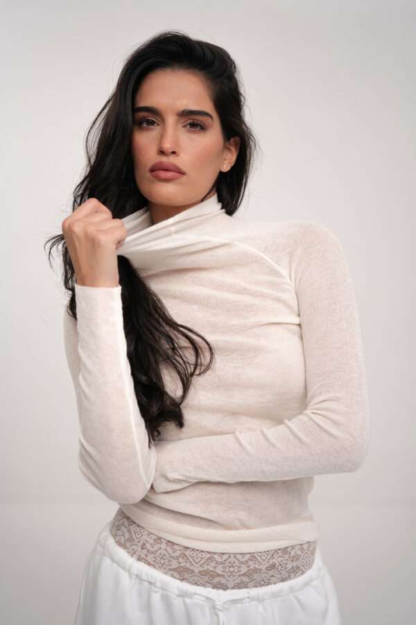 LISE  HIGH COLLAR SLIM - FIT