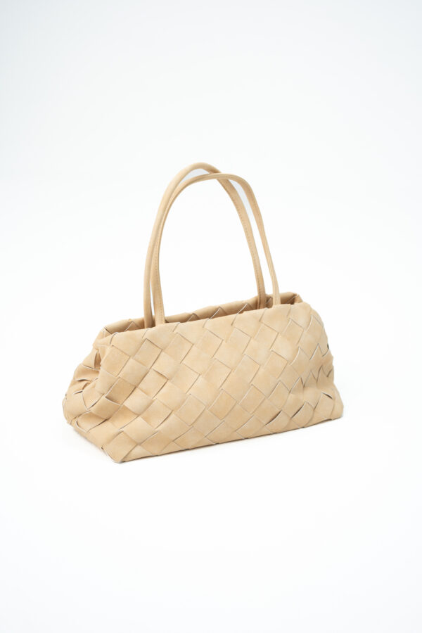 תיק קלוע/JOLIE BRAIDED BOWLING BAG