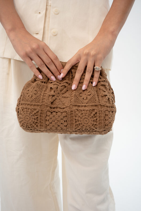 תיק קלאץ' קורשה - LUNA CROCHET CLUTCH BAG