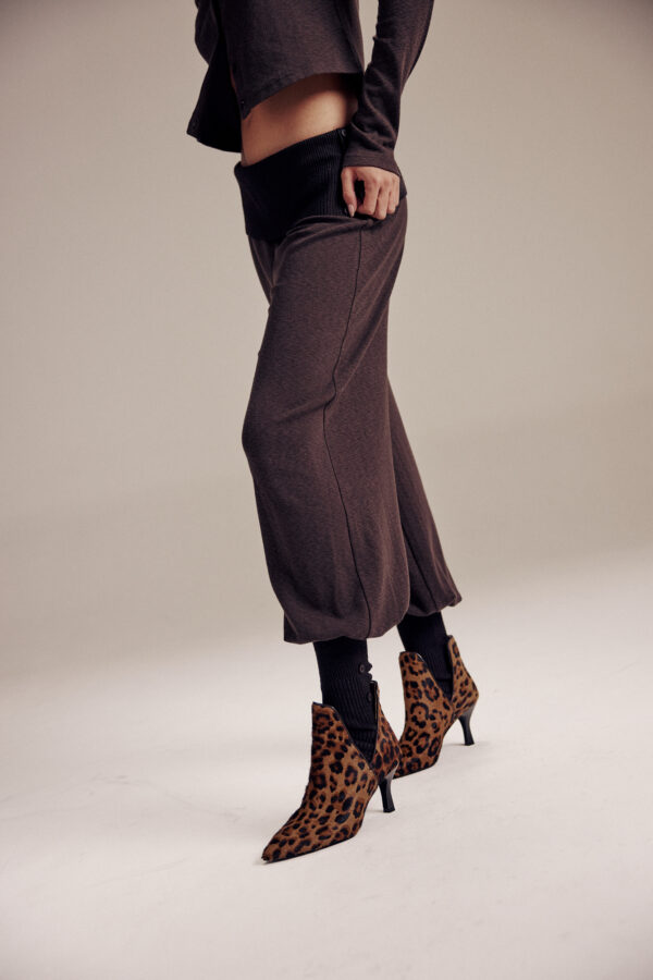 מכנסי שרוואל ריב  - Ribbed Harem Pants